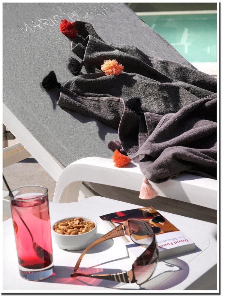 Brit Hotel Confort Le Revest Sainte-Maxime Esterno foto